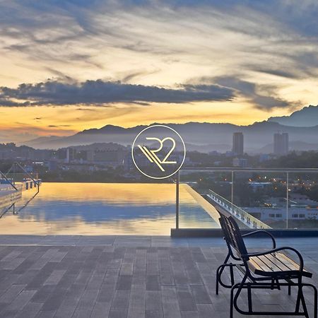Aru Suites Homestay Wifi,Carpark,24H Check In,Water Filter By R2 Residence Кота-Кінабалу Екстер'єр фото