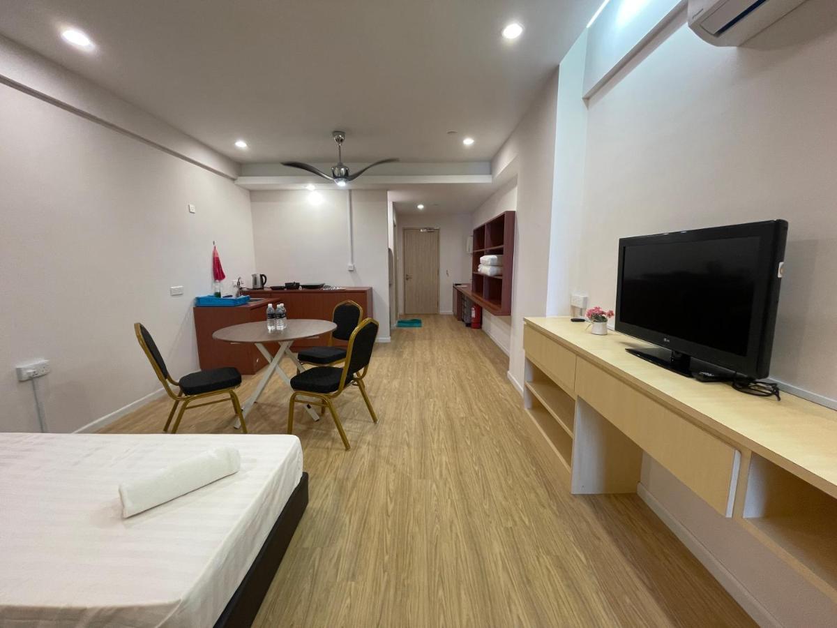 Aru Suites Homestay Wifi,Carpark,24H Check In,Water Filter By R2 Residence Кота-Кінабалу Екстер'єр фото