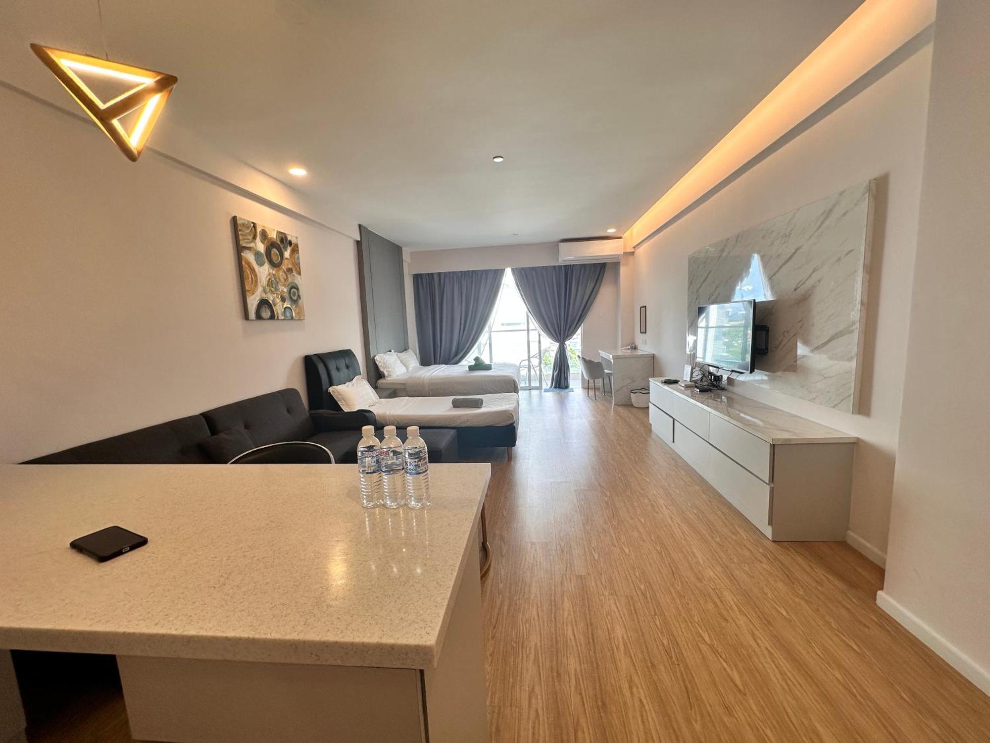 Aru Suites Homestay Wifi,Carpark,24H Check In,Water Filter By R2 Residence Кота-Кінабалу Екстер'єр фото